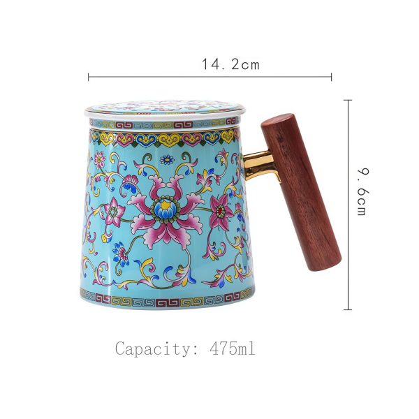 Porzellan-Teetasse mit Blumenmuster, Holzgriff, Teesieb und Deckel
