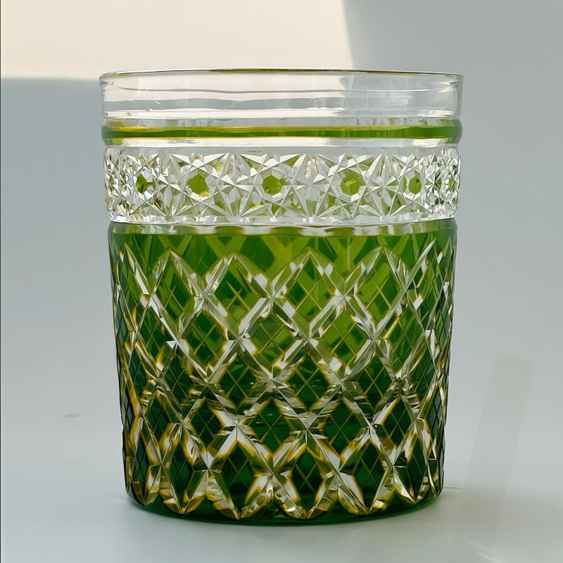 Handgefertigtes Edo-Kiriko-Kristallglas im zweifarbigen Design Edo Kiriko Handcrafted Dual-Tone Crystal Glass | Geometric Faceted Cut - 7
