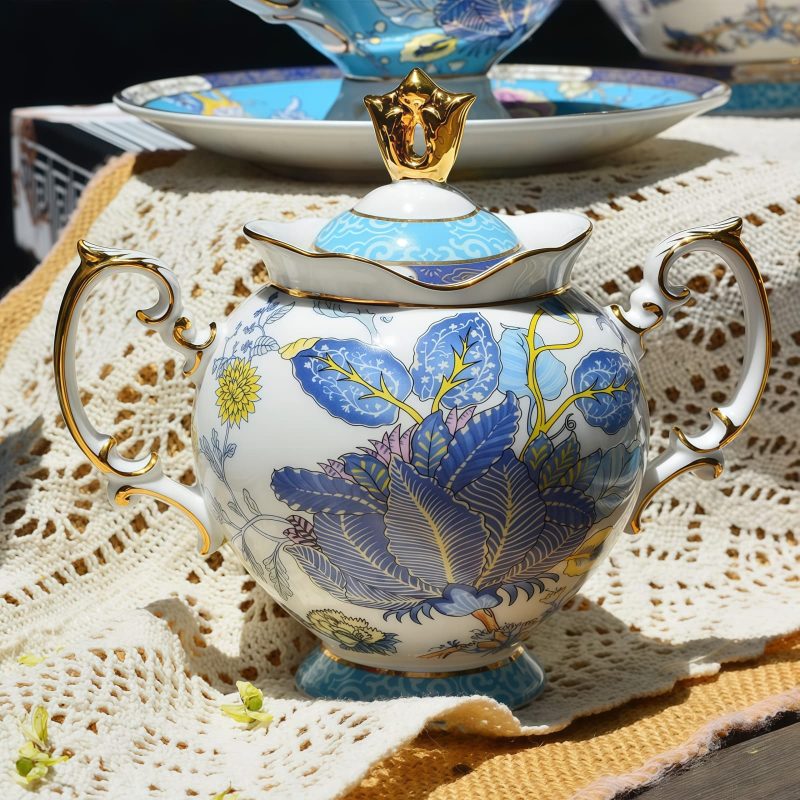 Edles Bone China Set: Sahnegießer & Zuckerdose mit blauem Dekor Intricate Blue Pattern Bone China Creamer & Sugar Bowl Set - Lead-Free - 2