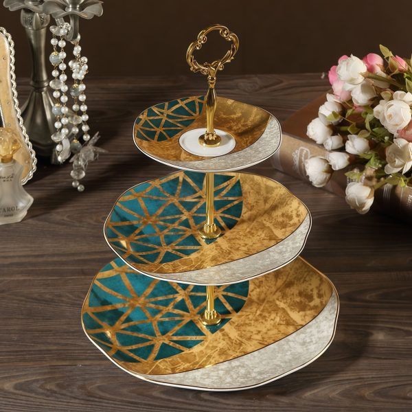 Luxuriöse Etagere aus Bone China in Gold-Grün Luxuriöse Etagere aus Bone China in Gold-Grün