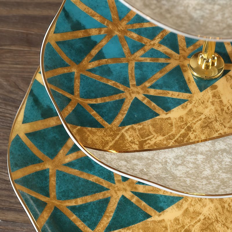 Luxuriöse Etagere aus Bone China in Gold-Grün Luxury Golden Green Bone China Tiered Cupcake Stand - 3