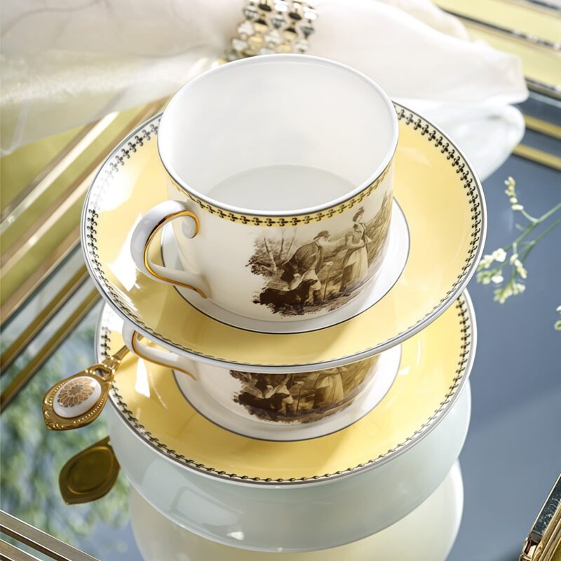 Handgefertigtes Skagen Teeservice aus feinstem Bone China Skagen Handcrafted Bone China Tea Set | Vintage European Dinnerware - 20