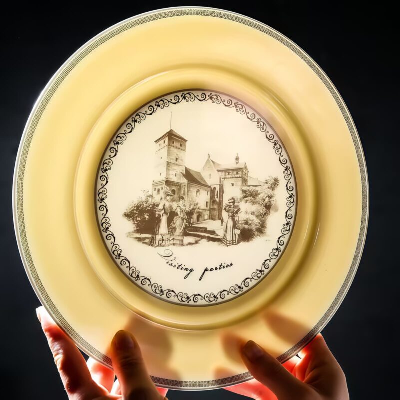 Handgefertigtes Skagen Teeservice aus feinstem Bone China Skagen Handcrafted Bone China Tea Set | Vintage European Dinnerware - 1