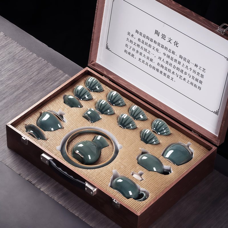 Handgefertigtes Gongfu-Teeservice aus Seladon-Porzellan mit Wassermelonen-Struktur Watermelon Texture Celadon Gongfu Tea Set | Handmade Jingdezhen Porcelain - 7