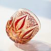 Handgefertigtes Edo-Kiriko Sake-Glas aus bernstein-rotem Kristall Edo Kiriko Handcrafted Red-Amber Crystal Sake Glass - 11