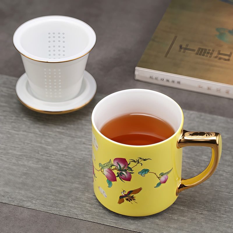 Peaches & Crane Porcelain Tea Mug with Infuser, Lid & Gold Trim - 8