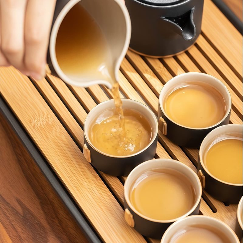Gongfu-Teeset aus mattschwarzer Keramik mit Teetablett Pure Black Ceramic Kung Fu Tea Set with Tray | Authentic Gongfu Ceremony - 5