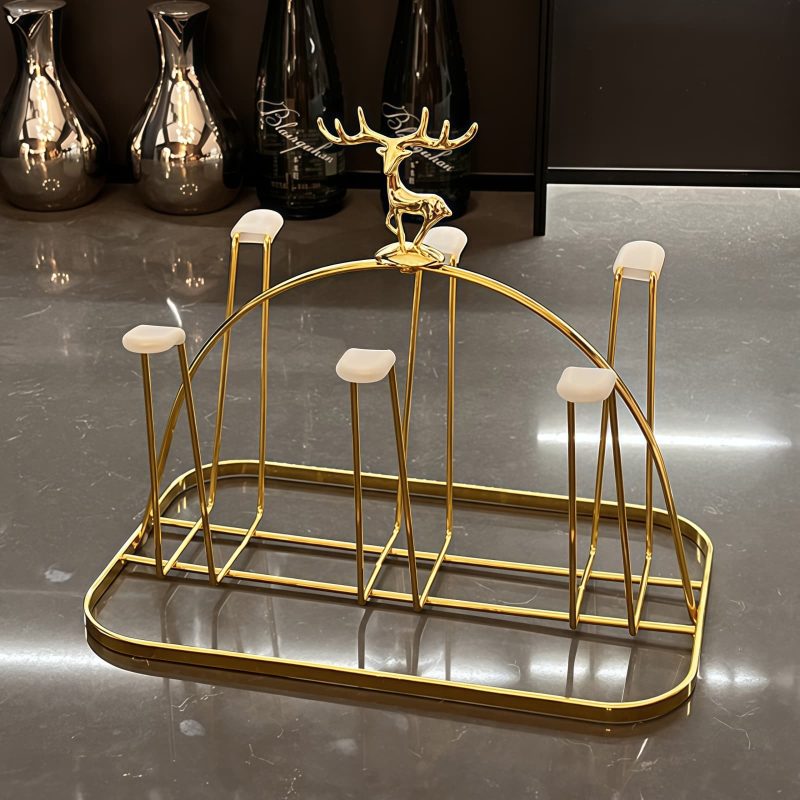 Modernes Porzellan-Teeservice mit goldenen Punkten und Hirsch-Halterung Gold Polka Dot Porcelain Tea Set with Deer Holder - Modern Luxury - 4