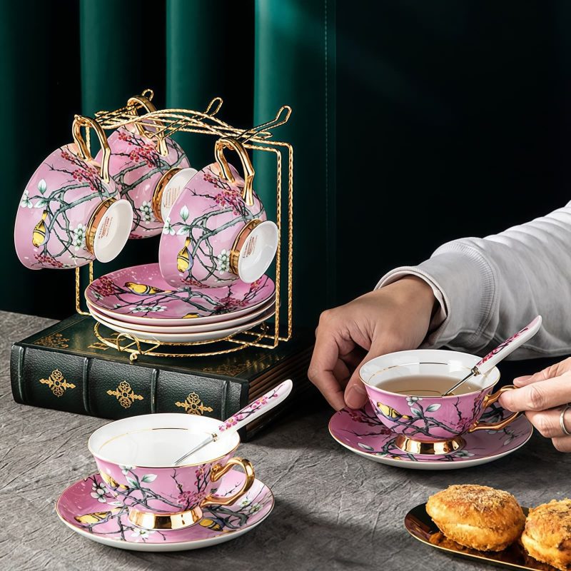 Teetassen-Set aus Bone China in Rosa mit Blumen- und Vogelmotiv und Goldgriff Pink Floral Bird Bone China Tea Cup Set with Gold Handles - 5