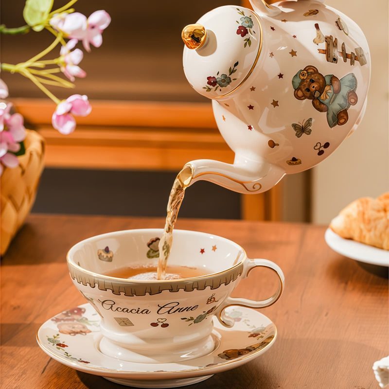Tea-for-One-Set aus Porzellan mit Bären-Illustration Bear Illustration Porcelain Tea for One Set | Whimsical Teapot & Cup - 5