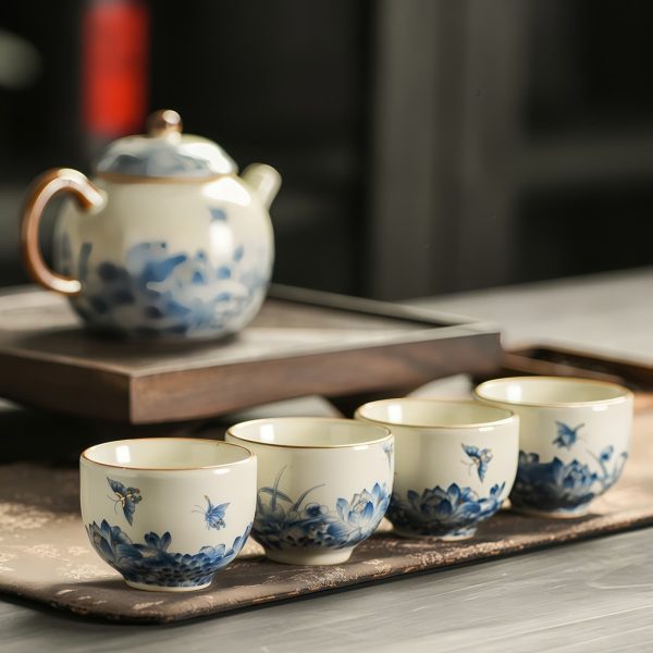 Blau-Weißes Gongfu-Teeservice aus Porzellan mit Schmetterlingsdekor