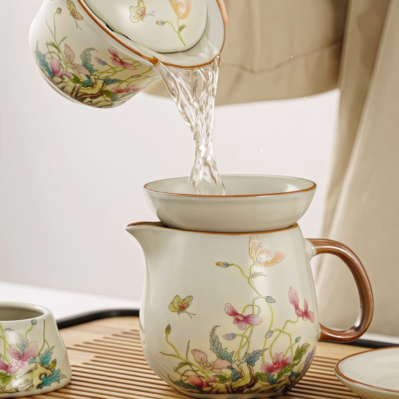 Kung-Fu-Teeservice aus Keramik mit Blumen- und Schmetterlingsdekor Floral Chinese Kung Fu Tea Set - Elegant Ceramic Tea Ceremony Service - 6