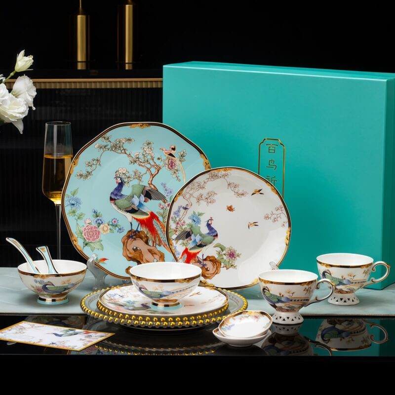 Blue Phoenix Bone China Dinnerware Set with Gold Rims - 2