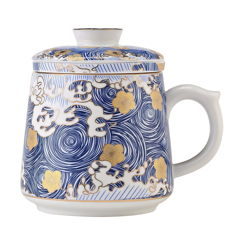 Keramik-Teebecher mit Sieb & Deckel – Goldene Pflaumenblüte & Wellen Gold Plum Waves Ceramic Tea Mug with Infuser & Lid - Elegant 12oz Steeping Cup - 9