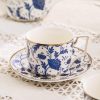 Englisches Teeservice aus Porzellan in Blau-Weiß mit Golddekor Blue & White Floral English Porcelain Tea Set with Gold Accents - 6