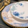 Handgefertigtes Bone-China-Geschirrset Golden Garden mit Goldakzenten Golden Garden Bone China Dinnerware Set with Gold Accents | INGRI - 13