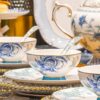 Handgefertigtes Bone-China-Geschirrset Golden Garden mit Goldakzenten Golden Garden Bone China Dinnerware Set with Gold Accents | INGRI - 9