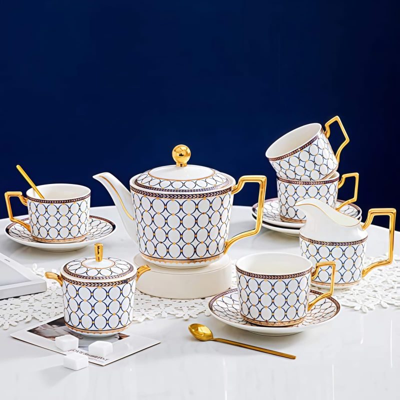 Teeservice „Circles & Dots“ aus Porzellan mit Goldrand Circles & Dots Porcelain Afternoon Tea Set with Gold Rims - 6