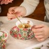 Englisches Teeservice aus Bone China mit roten Rosen und Golddekor Red Rose Bone China English Tea Set with Gold Accents - Elegant Tea Party - 4