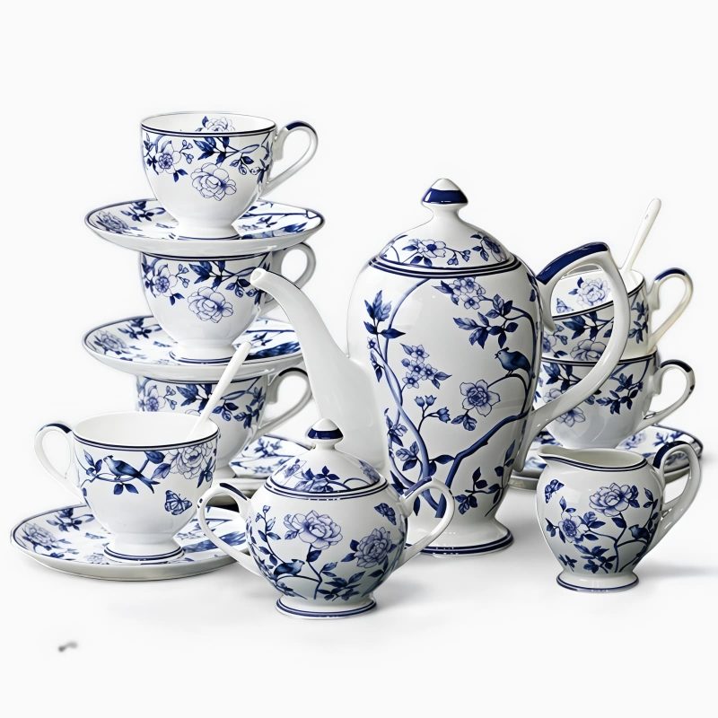 Blau-Weißes Bone China Teeservice mit Pfauen- und Pfingstrosen-Motiv Peacock Peony Blue & White Bone China Tea Set - Luxury Afternoon Tea - 2