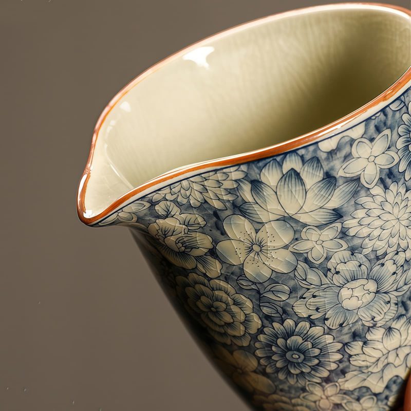 Klassisches Gongfu-Teeservice aus blau-weißem Porzellan mit Blumenmuster Vintage Blue & White Floral Chinese Gongfu Tea Set - Porcelain - 3