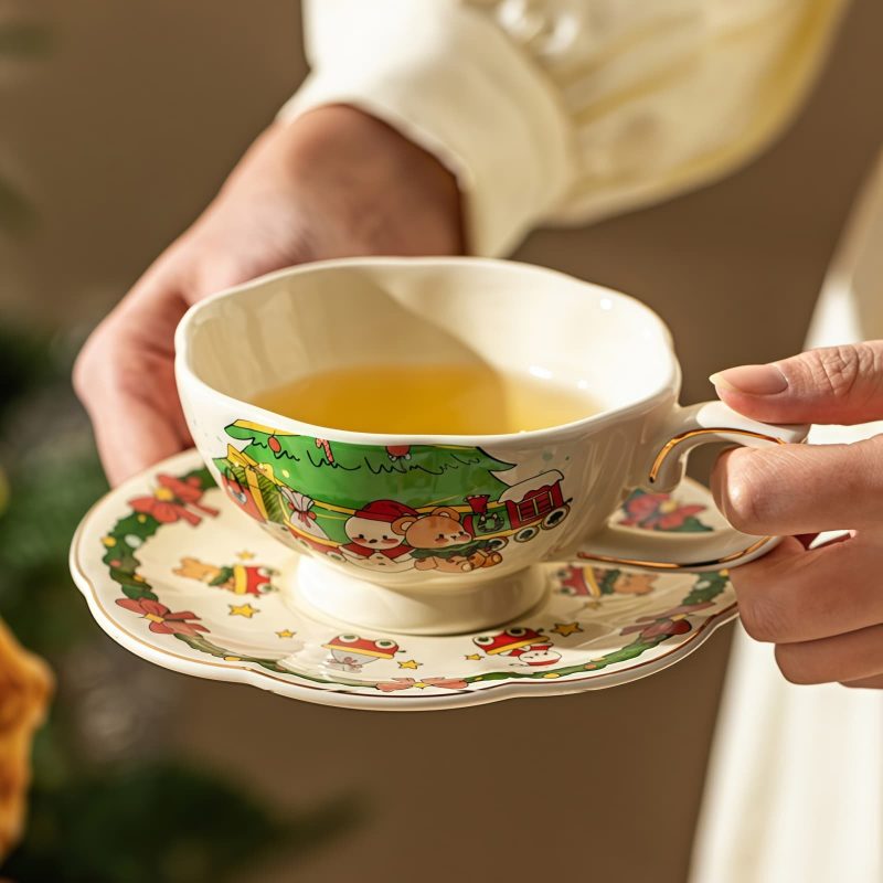 Porzellan-Teeset „Tea for One“ mit Weihnachtsbaum-Motiv Christmas Tree Porcelain Tea Set for One | Festive Teapot & Cup Set - 5
