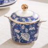 Englisches Porzellan-Teeservice mit floralem Dekor und Goldrand Blooming Floral English Porcelain Tea Set with Gold Rims - 5