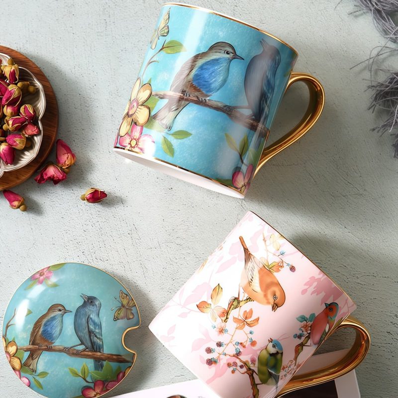Bone-China-Tasse mit Vogel-Motiv, Deckel & Löffel Bird Bone China Mug with Lid & Spoon - Elegant Ceramic Tea Mug - 2