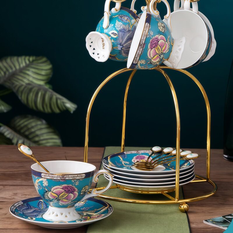 Handgefertigtes Bone-China-Teeservice „Jadeit“ mit edlem Golddekor INGRI Jadeite Handcrafted Bone China Tea Set with German Gold Detailing - 5
