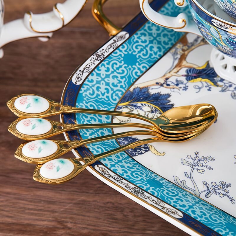 Handgefertigtes Bone-China-Teeservice „Jadeit“ mit edlem Golddekor INGRI Jadeite Handcrafted Bone China Tea Set with German Gold Detailing - 2