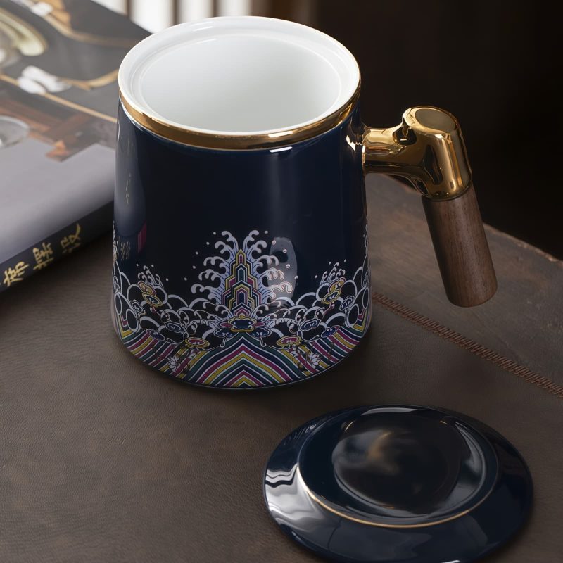 Porzellan-Teebecher „Waves“ mit Holzgriff, Sieb & Deckel Waves Porcelain Tea Mug with Wood Handle, Infuser & Lid - 13.5oz - 3