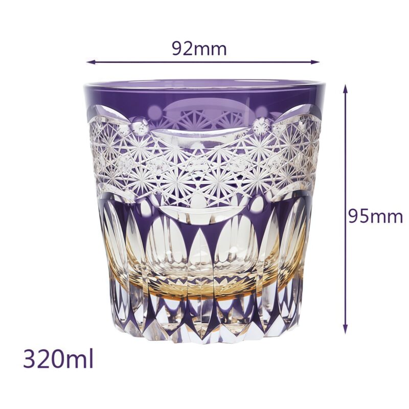 Handgeschliffenes Edo-Kiriko-Whiskyglas „Prisma“ mit Holzbox Edo Kiriko Prism Whisky Glass with Wooden Box - Geometric Brilliance - 7