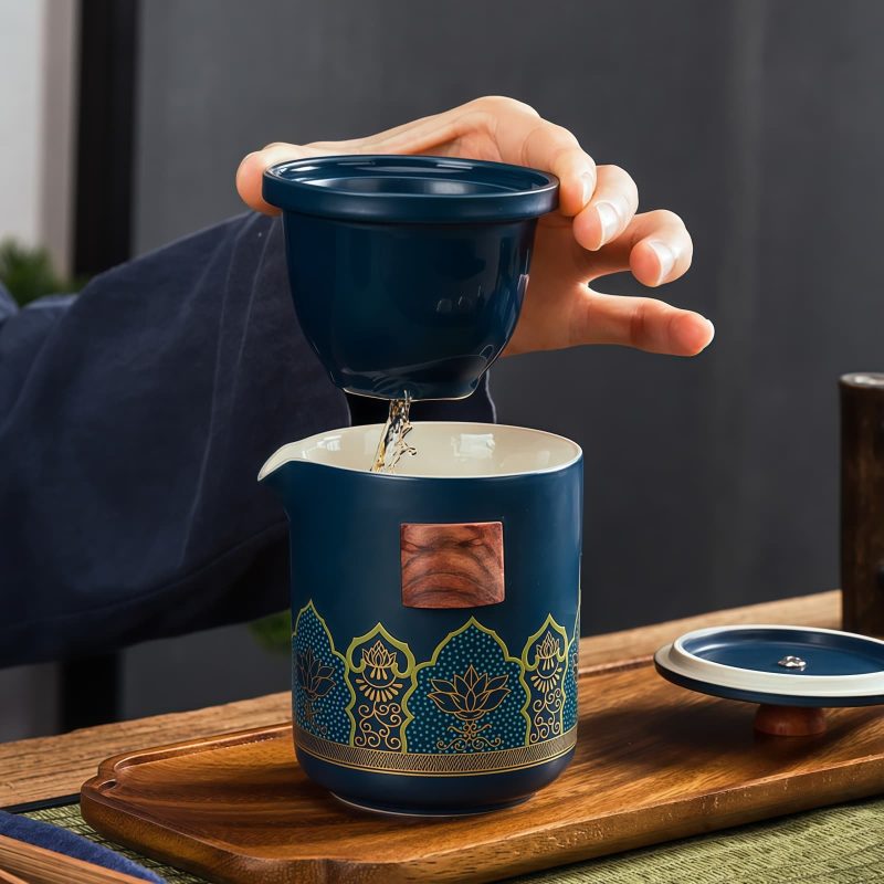 Flower Ceramic Travel Gaiwan Tea Set with Filter, Caddy & Luxury Bag - 1