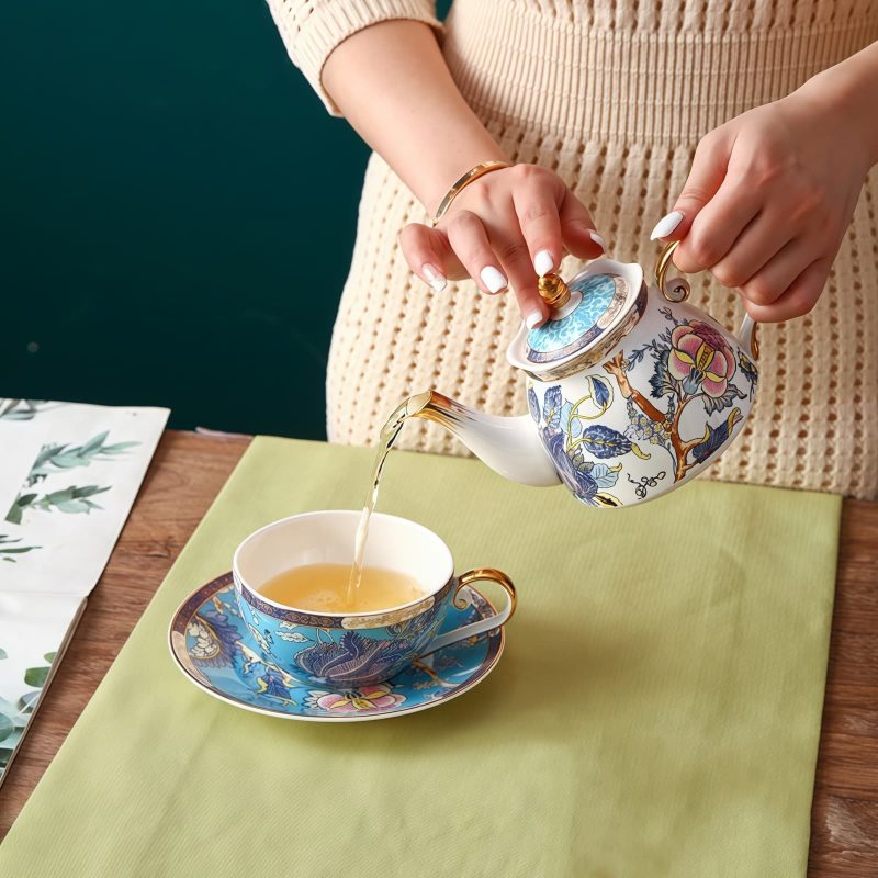 Klassisches Tea-for-One-Set aus Bone China mit botanischem Motiv und glänzendem Finish Classical Botanical Bone China Tea for One Set - Glossy Finish - 4