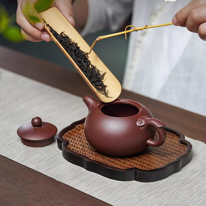 Handgefertigtes Yixing-Zisha-Teeset mit Wolkenmotiv Cloud Motif Handcrafted Yixing Purple Clay Tea Set - 4
