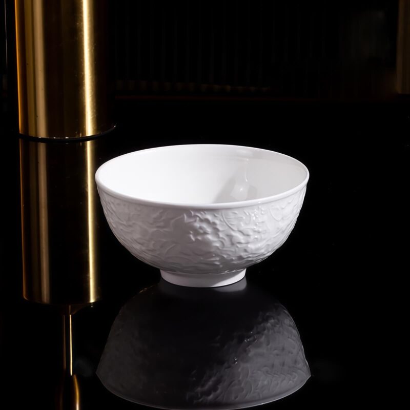 Geschirrset aus feinstem Bone China mit weißem Reliefdekor INGRI White Embossed Bone China Dinnerware Set | Handcrafted Luxury - 15