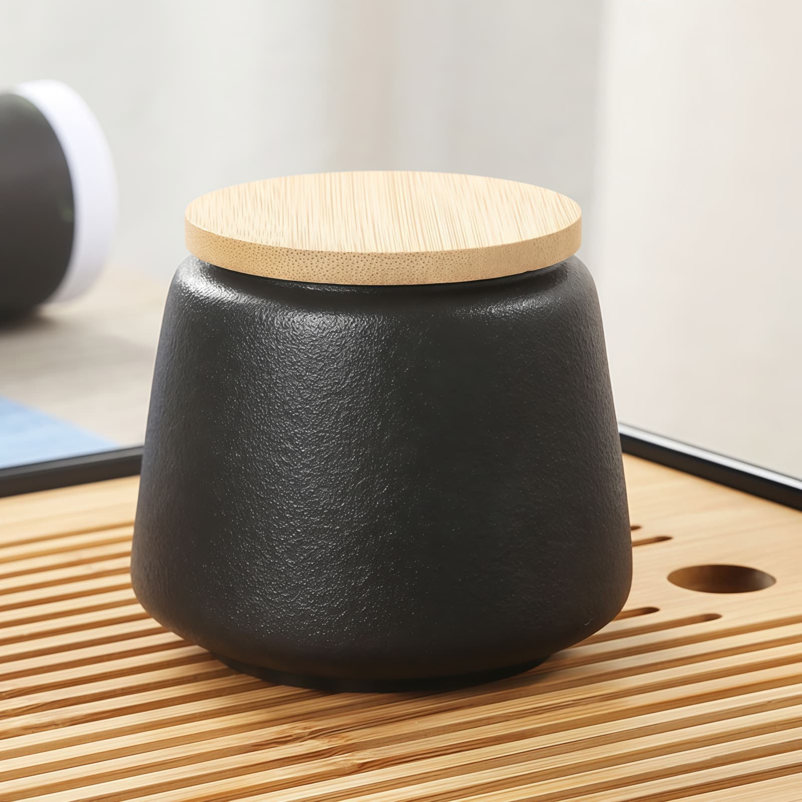 Japanisches Gongfu-Teeservice aus schwarzer Keramik mit Tablett Black Ceramic Japanese Gongfu Tea Set with Tray | Tea Ceremony Essentials - 5
