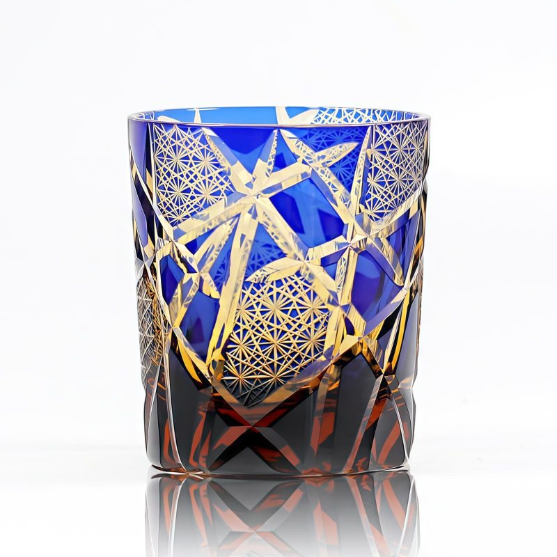 Handgefertigtes Edo-Kiriko Whiskyglas „Amber Black Lightning“ mit Holzbox Edo Kiriko Amber Black Lightning Whisky Glass with Wooden Box - 11