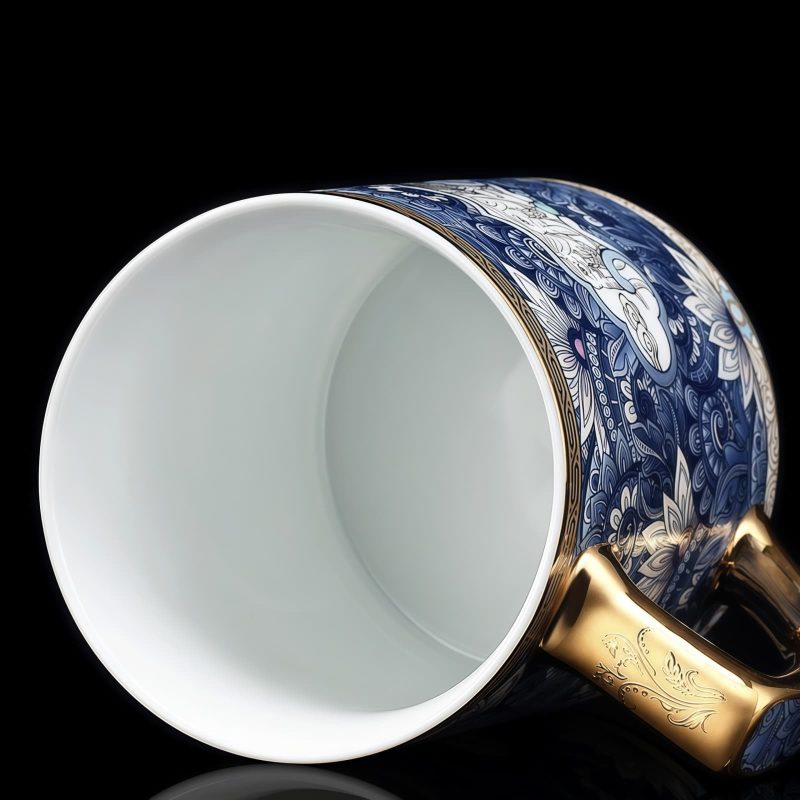 Teetasse aus Porzellan mit Seladon-Muster, Goldgriff, Goldrand, Teesieb und Deckel Celadon Porcelain Tea Mug with Gold Handle, Infuser & Lid | Elegant Steep Cup - 6