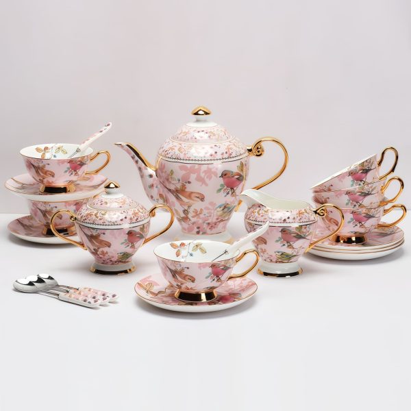 Teeservice „Pink Bird“ aus feinem Bone China mit Goldakzenten
