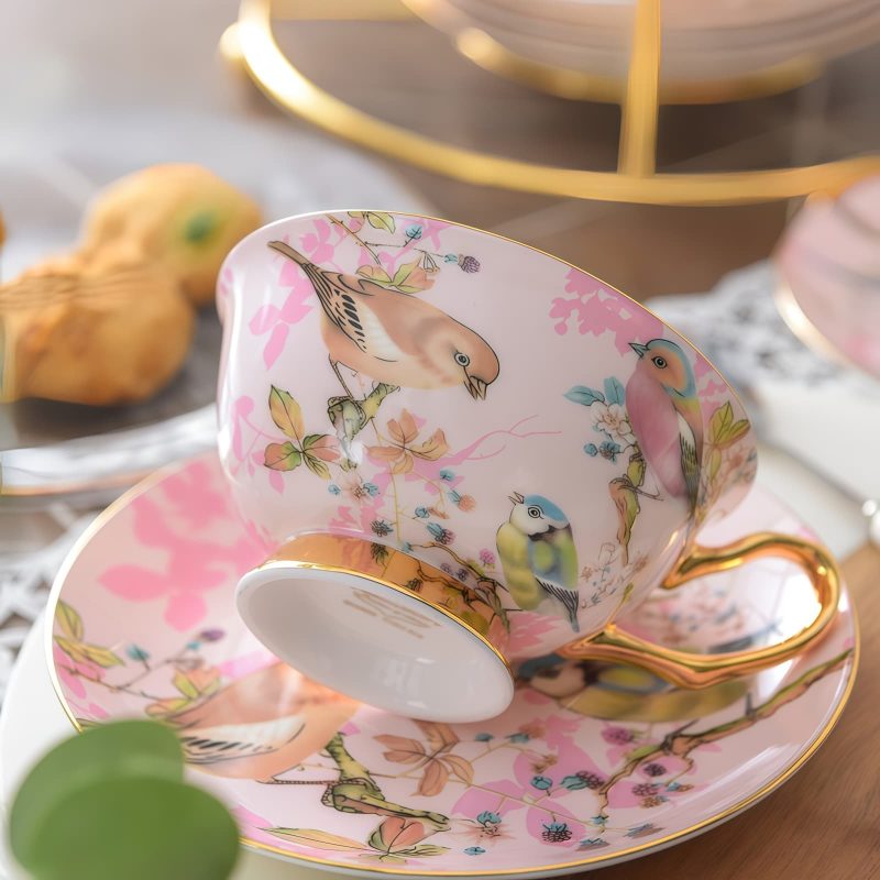 Teeservice „Pink Bird“ aus feinem Bone China mit Goldakzenten Pink Bird Bone China Tea Set with Gold Accents | Elegant English Teapot Set - 5