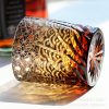 Edo Kiriko handgefertigter Whiskybecher in Blau-Bernstein mit Holzkiste Edo Kiriko Blue Amber Whisky Tumbler - Handcrafted Japanese Glass with Wooden Box - 8