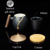 Teebecher aus Porzellan mit Feinsilber-Vergoldung, Holzgriff, Teesieb, Deckel und Untersetzer Gilded Silver Porcelain Tea Mug with Wood Handle & Infuser - 2