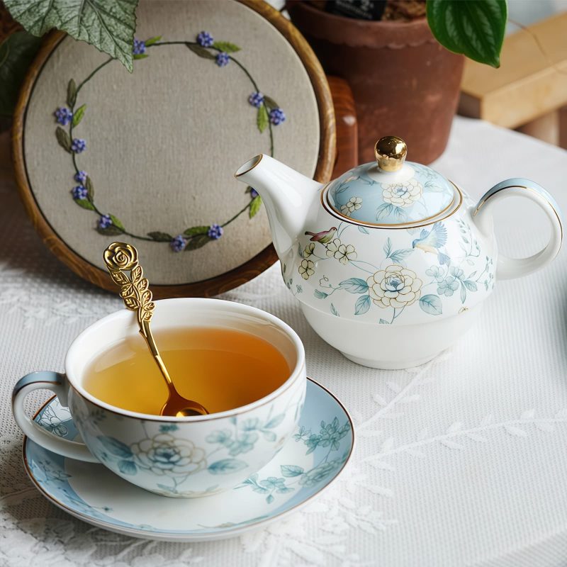 Tea for One Set aus Porzellan mit Vogel- und Blumenmotiv und Goldrand Gold Trim Bird Floral Porcelain Tea for One Set - 5