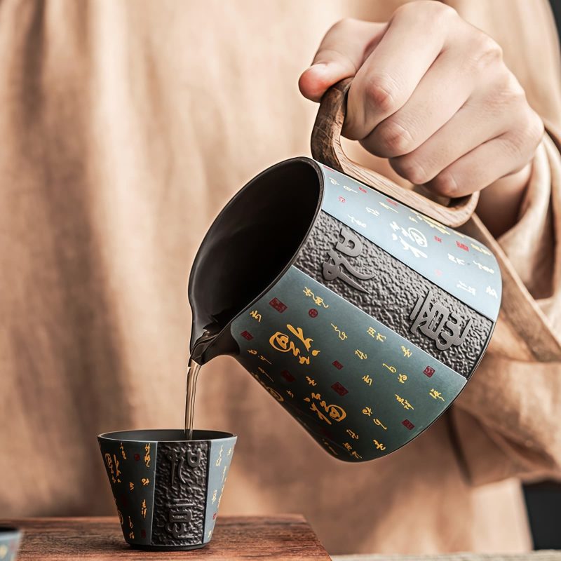 Yixing Purple Clay Travel Tea Set with Wooden Handle & Case - 4