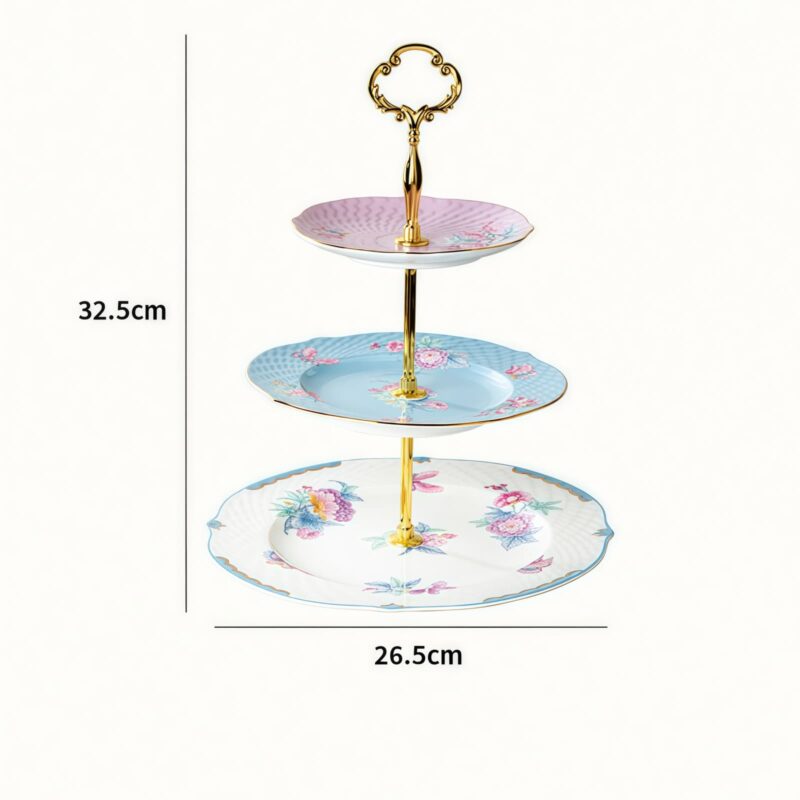 Handgefertigtes Bone-China-Teeservice „Secret Garden“ mit Goldrand Secret Garden Handcrafted Bone China Tea Set with Gold Rims - 20