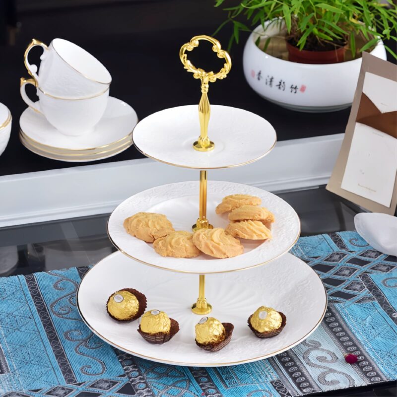 Handgefertigtes Teeservice aus Bone China mit floralem Relief, Goldrand und Geschenkbox Floral Embossed Bone China Tea Set with Gold Rims | Luxury Gift Box - 6